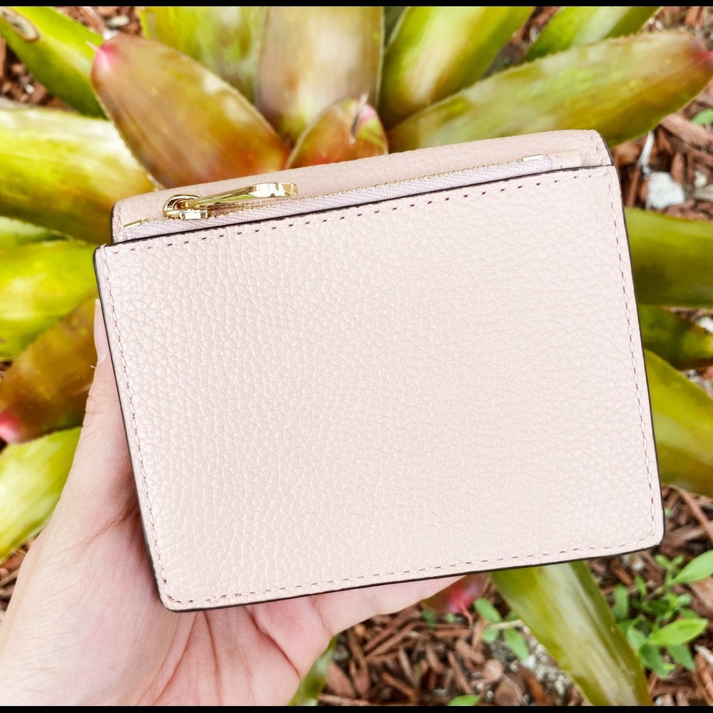 Gaby’sBags👜💕- NWT Michael Kors Wallet Pink - Picture 3 of 6